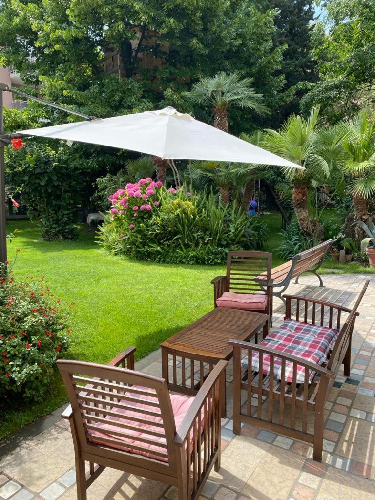 Villa Angelina - Casa Glicine Vallecrosia Bagian luar foto